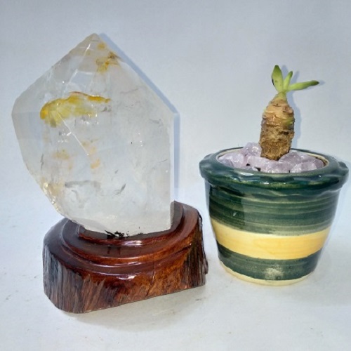 Đá phong thủy thạch anh trắng