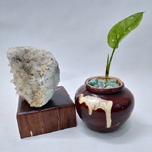 Đá phong thủy thạch anh trắng tinh thể búp