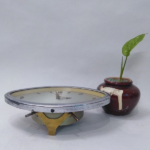 Đồng hồ để bàn báo thức cơ cót DH004