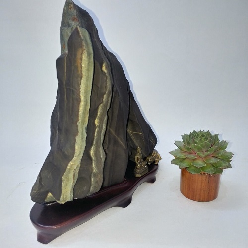 Đá cảnh tự nhiên Suiseki SK003