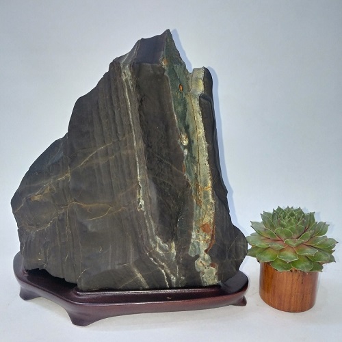 Đá cảnh tự nhiên Suiseki SK003