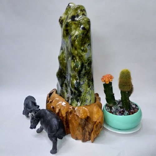 Đá Serpentine phong thủy tự nhiên