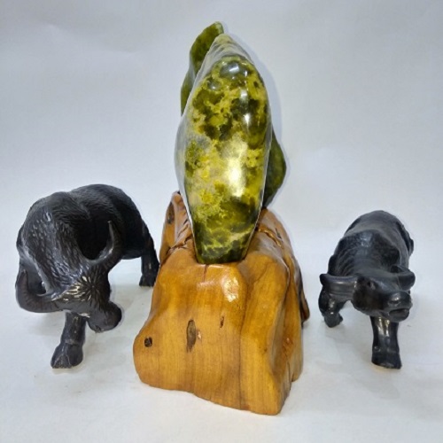 Đá phong thủy Serpentine xanh