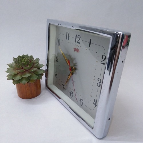 Đồng hồ cơ để bàn DH007