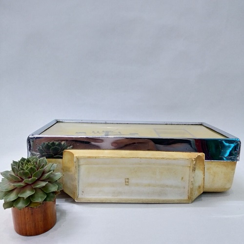 Đồng hồ để bàn báo thức cơ cót DH017