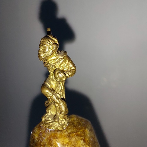 Mã não phong thủy thiên nhiên