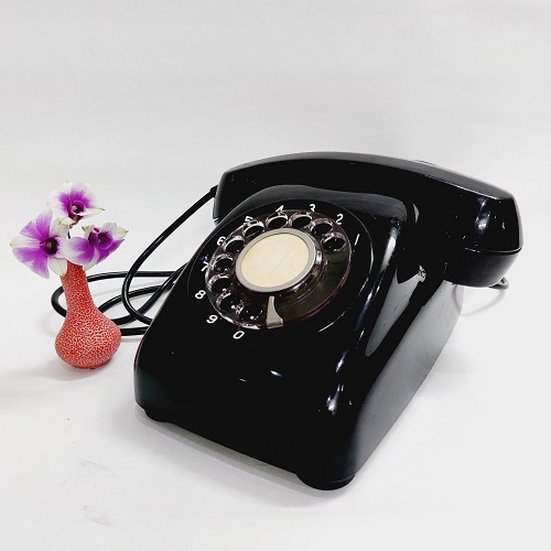 Điện thoại bàn quay số xưa DTB004
