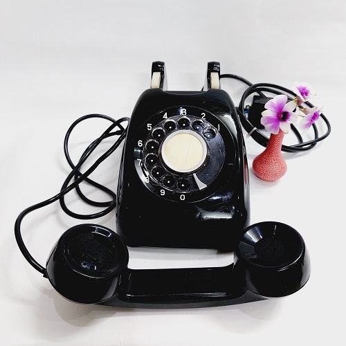 Điện thoại bàn quay số xưa DTB004