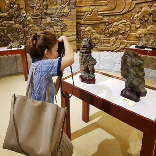 Triển lãm Suiseki tại Bảo Tàng Đà Nẵng 1/2019 Triển lãm Suiseki tại Bảo Tàng Đà Nẵng 1/2019
