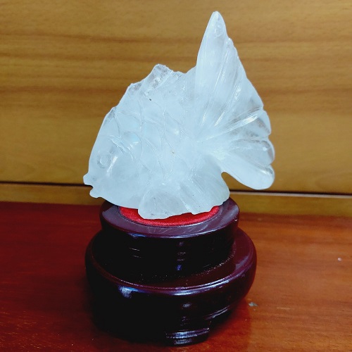 Đá phong thủy thạch anh TA038